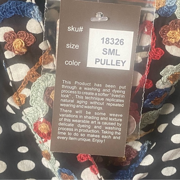 NWT ANU tunic size small Embroidered floral Cotton tunic Black white dots - Picture 7 of 12